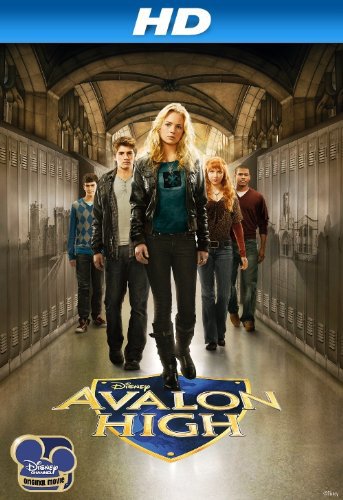 Molly C. Quinn, Britt Robertson, Chris Tavarez, Gregg Sulkin, and Joey Pollari in Avalon High (2010)