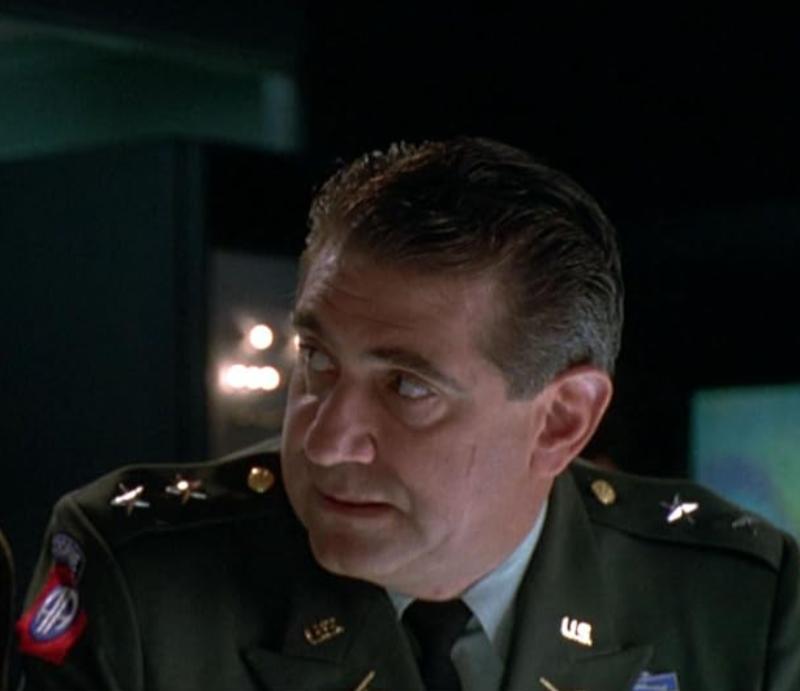 Dan Lauria in Independence Day (1996)