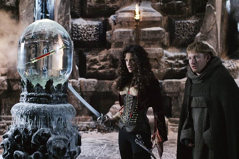 Kate Beckinsale and David Wenham in Van Helsing (2004)