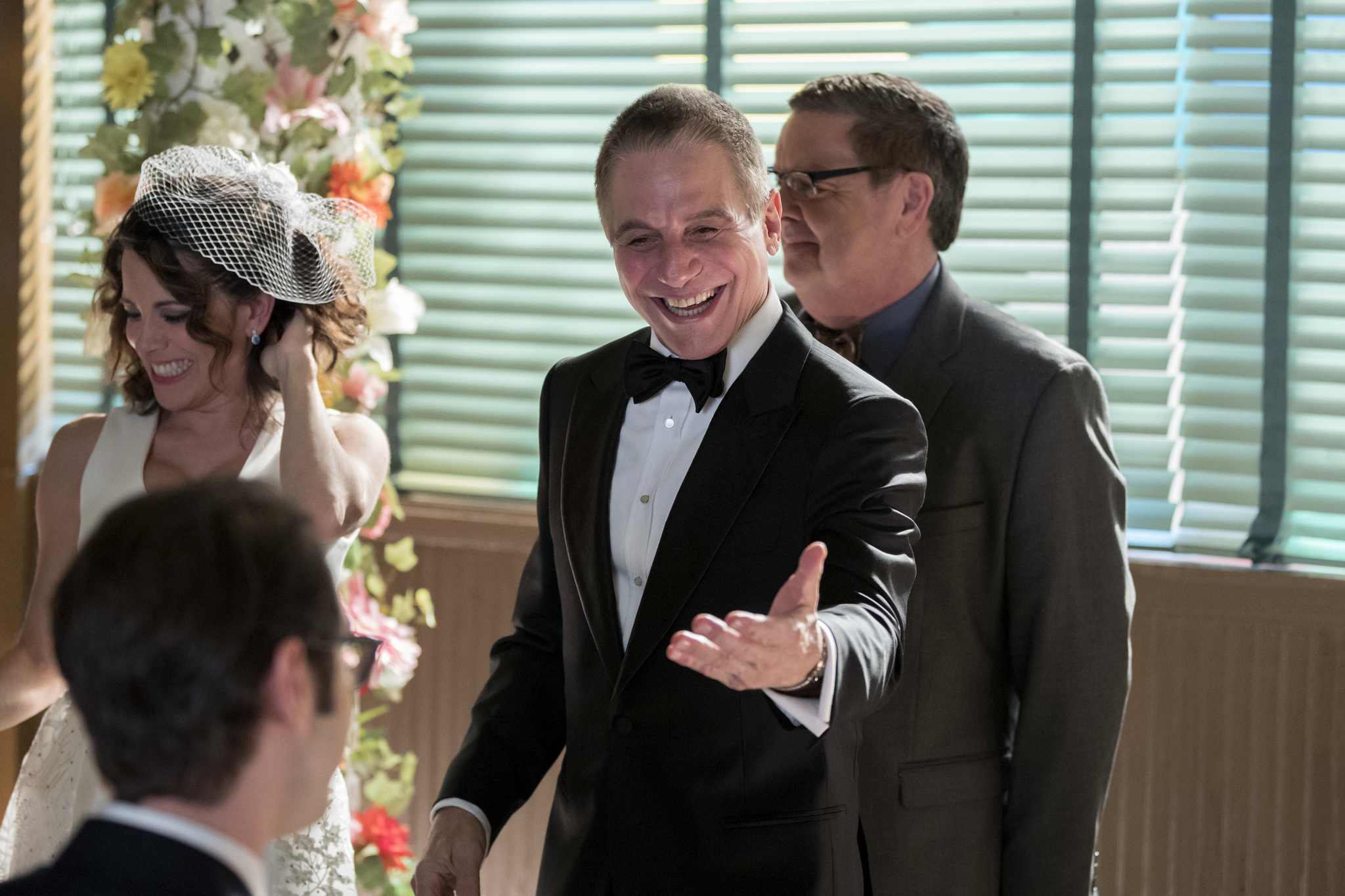 Tony Danza, Alanna Ubach, John Scurti, and Josh Groban in The Good Cop (2018)