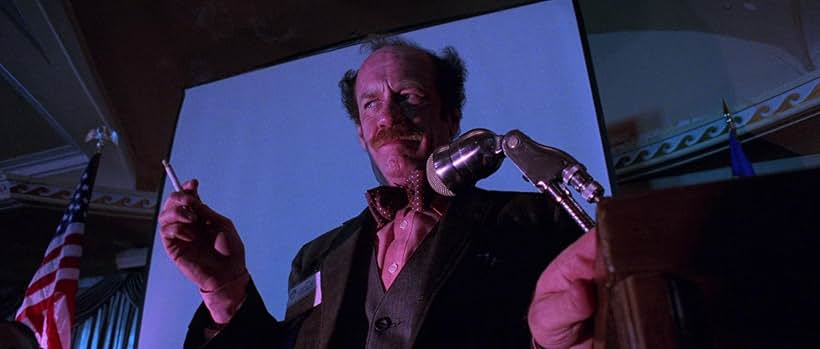 Michael Jeter in Fear and Loathing in Las Vegas (1998)