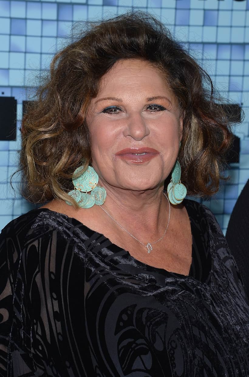 Lainie Kazan at an event for Pixels (2015)