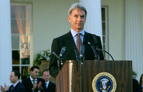 Mark Harmon in Chasing Liberty (2004)