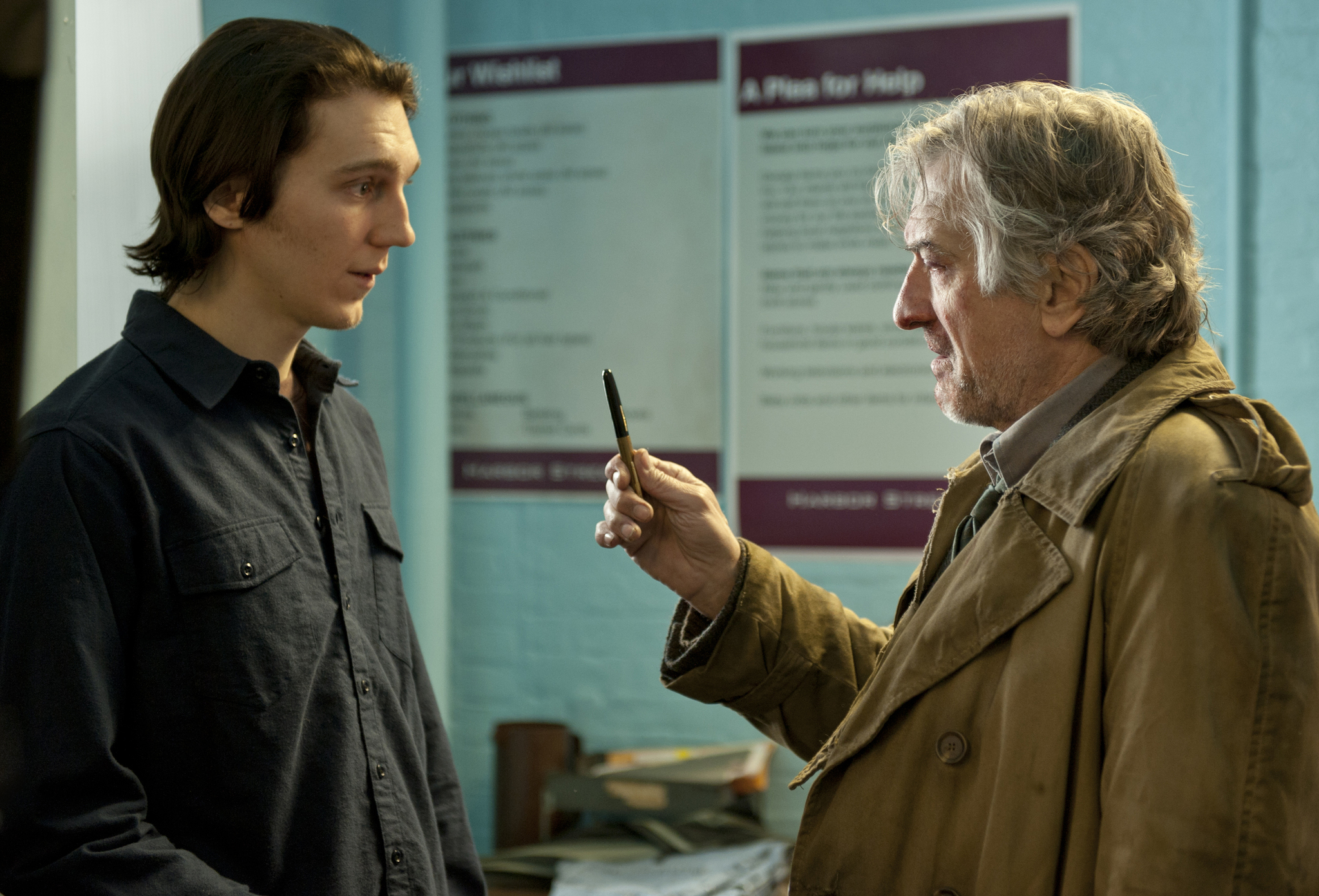 Robert De Niro and Paul Dano in Being Flynn (2012)