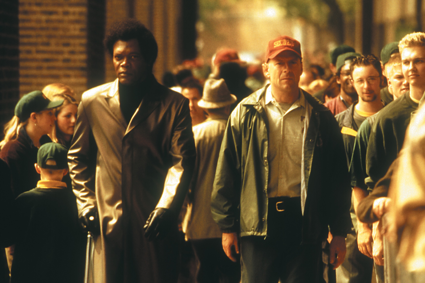 Samuel L. Jackson and Bruce Willis in Unbreakable (2000)