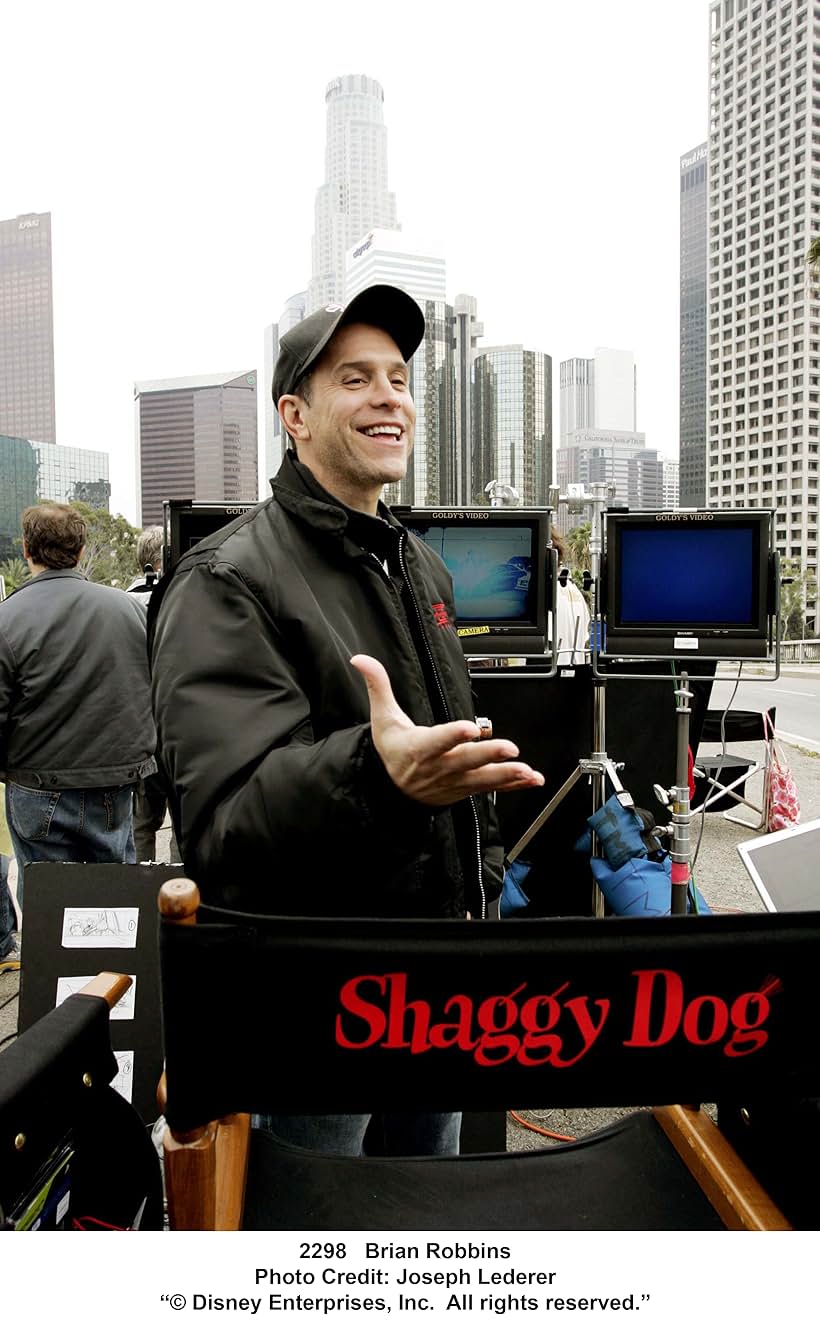 Brian Robbins in The Shaggy Dog (2006)