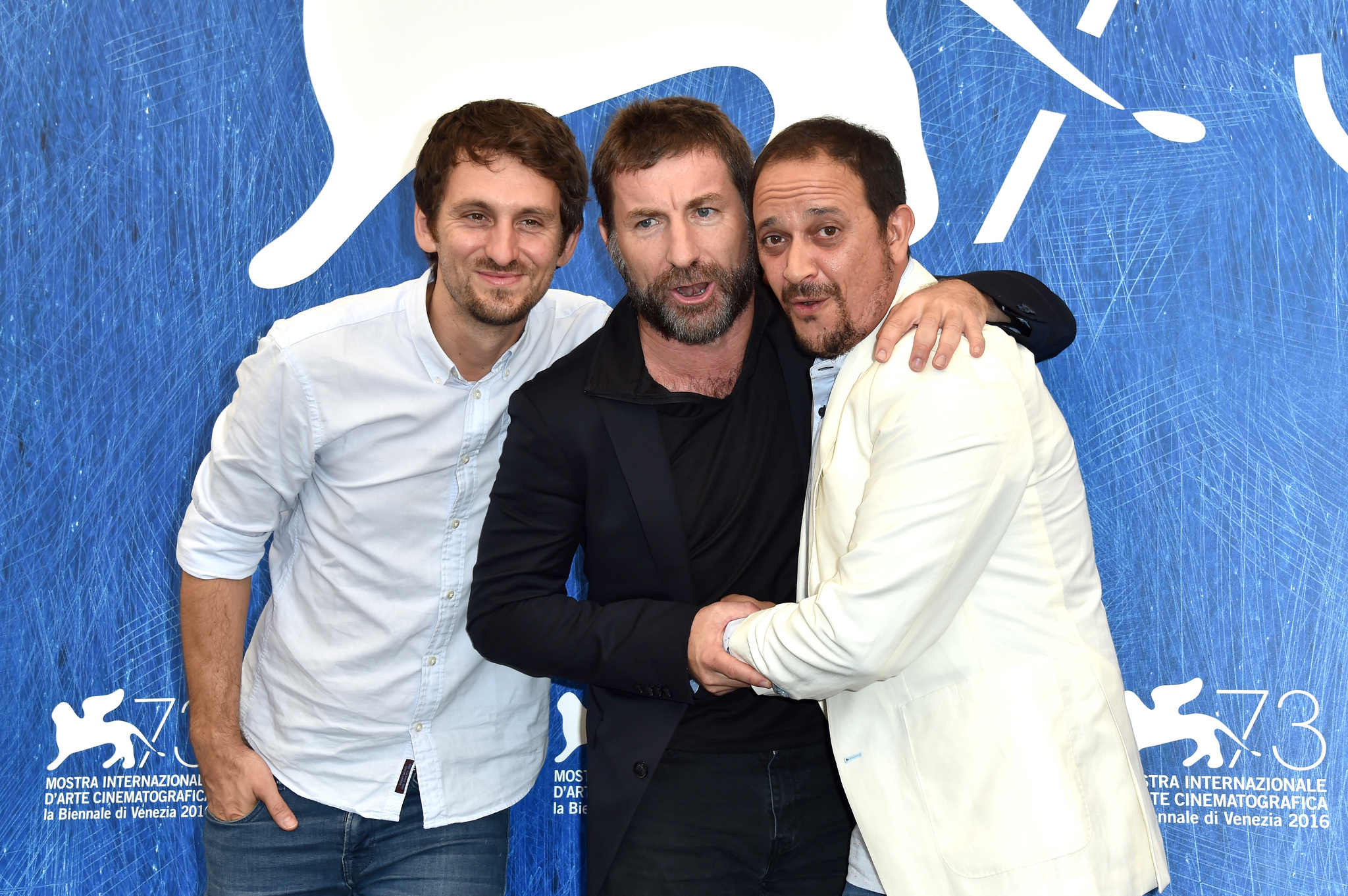 Luis Callejo, Antonio de la Torre, and Raúl Arévalo at an event for The Fury of a Patient Man (2016)