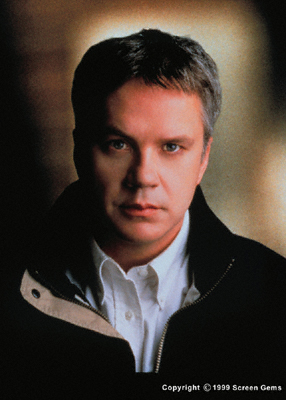 Tim Robbins as Oliver Lang