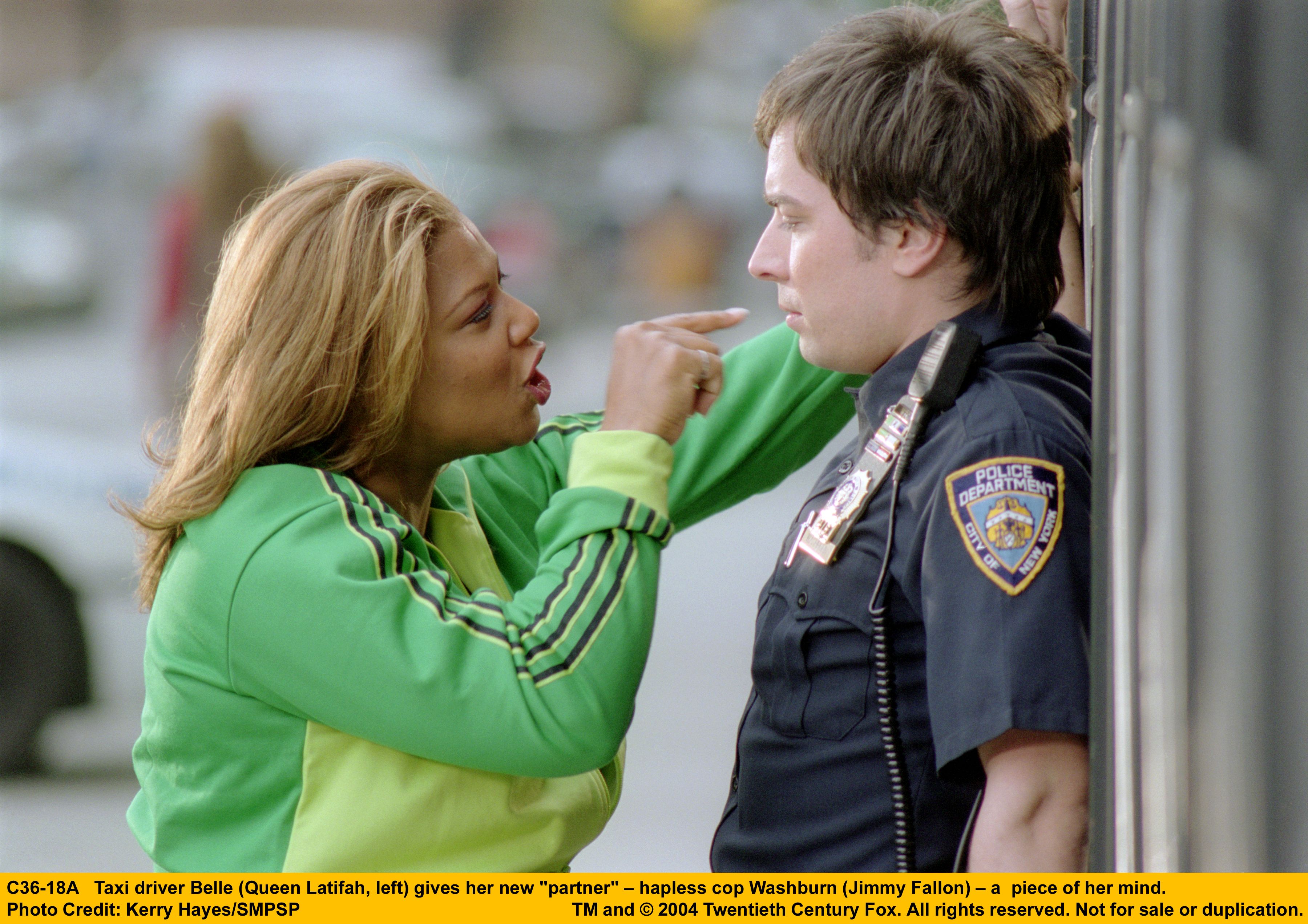 Queen Latifah and Jimmy Fallon in Taxi (2004)