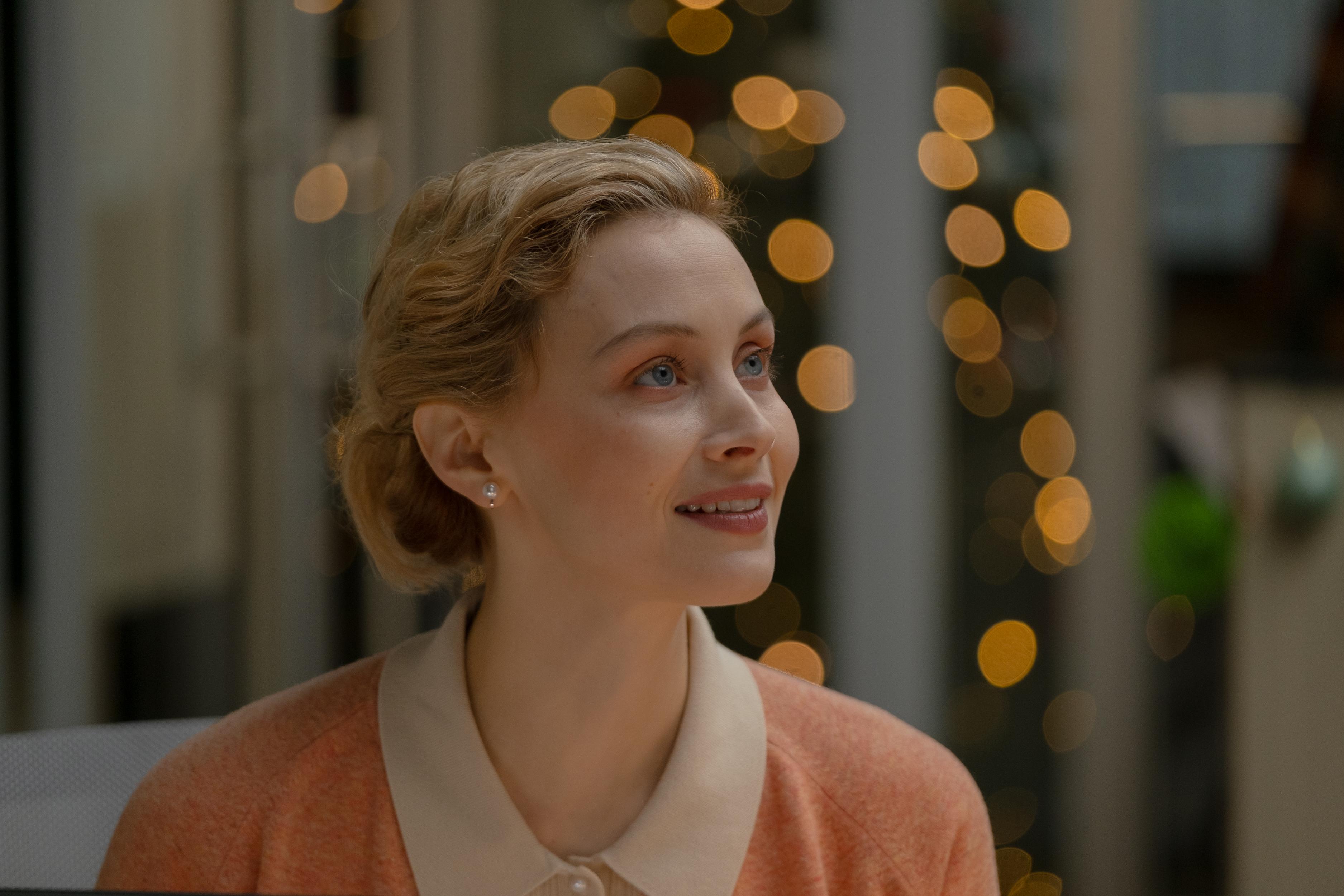 Sarah Gadon in Corner Office (2022)