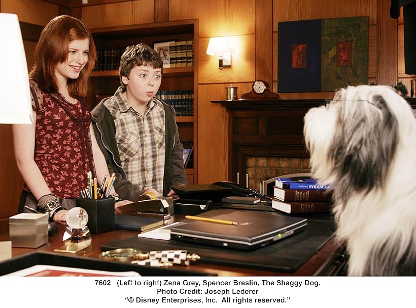 Spencer Breslin and Zena Grey in The Shaggy Dog (2006)