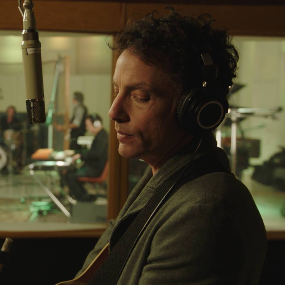 Jakob Dylan in Echo in the Canyon (2018)