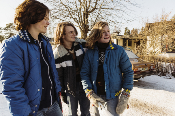 Dante Wiechel, Birger Robach, and Anton Forsdik in The Days the Flowers Bloom (2019)