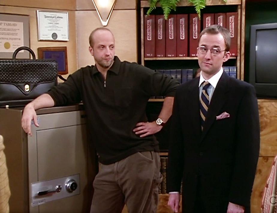 Chris Elliott and Jim Rash in The Naked Truth (1995)