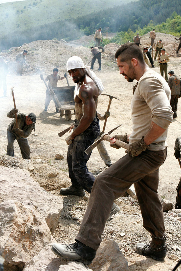 Scott Adkins and Mykel Shannon Jenkins in Undisputed 3: Redemption (2010)