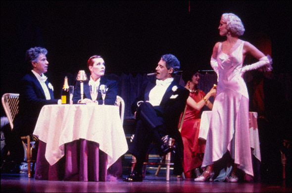 Julie Andrews, Michael Nouri, Tony Roberts, and Rachel York in Victor/Victoria (1995)