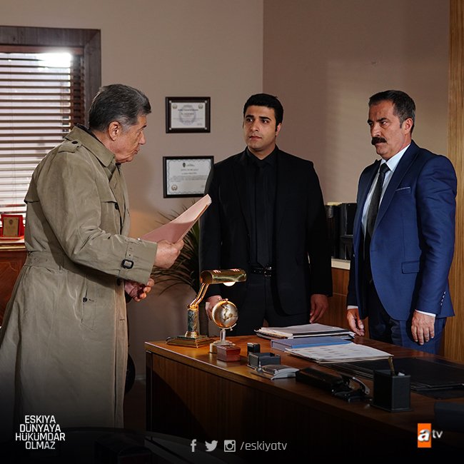 Tarik Ünlüoglu, Mehmet Çepiç, and Kadir Çiçek in 138. Bolum (2019)