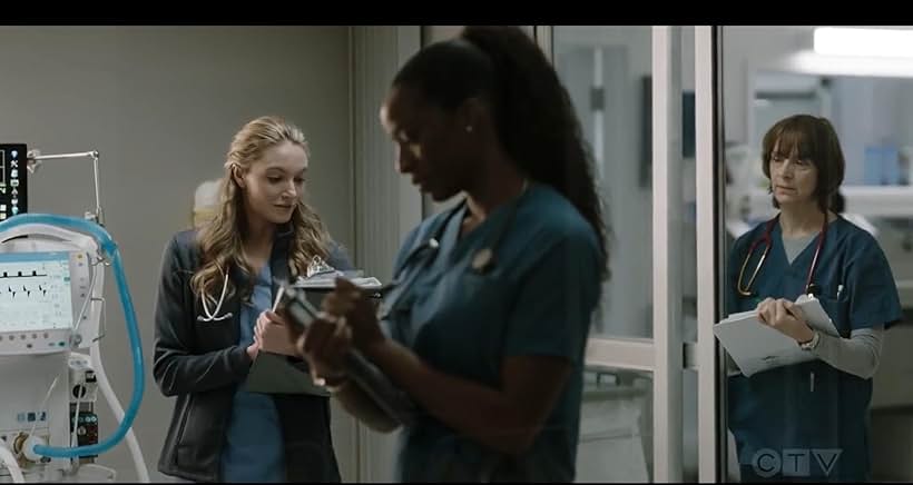 Ayisha Issa and Caitlyn Sponheimer in Transplant (2020)