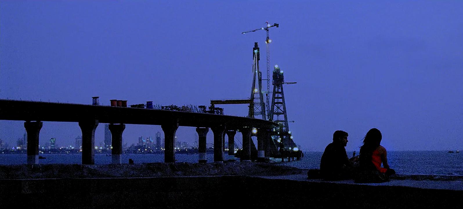 Farhan Akhtar and Konkona Sen Sharma in Luck by Chance (2009)