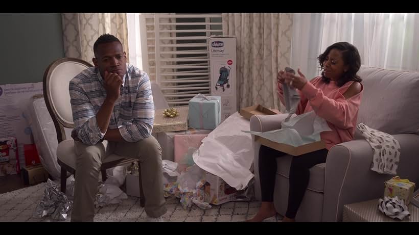 Marlon Wayans and Bresha Webb in Sextuplets (2019)