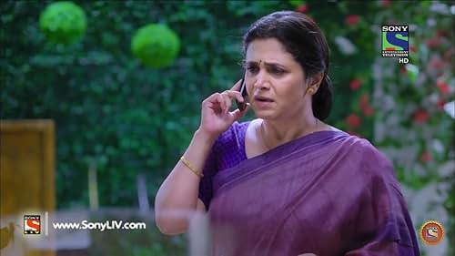 Supriya Pilgaonkar in Kuch Rang Pyar Ke Aise Bhi (2016)