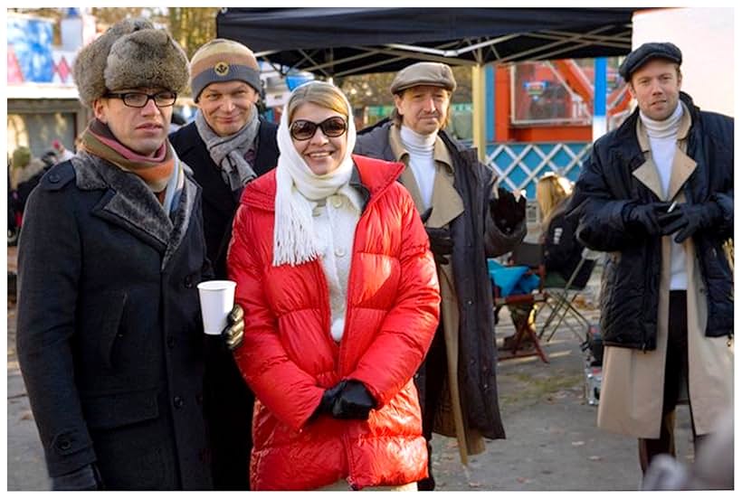 Jakob Cedergren, Nicolaj Kopernikus, Kristian Halken, Nikolaj Lie Kaas, and Mille Dinesen in Sprængfarlig bombe (2006)