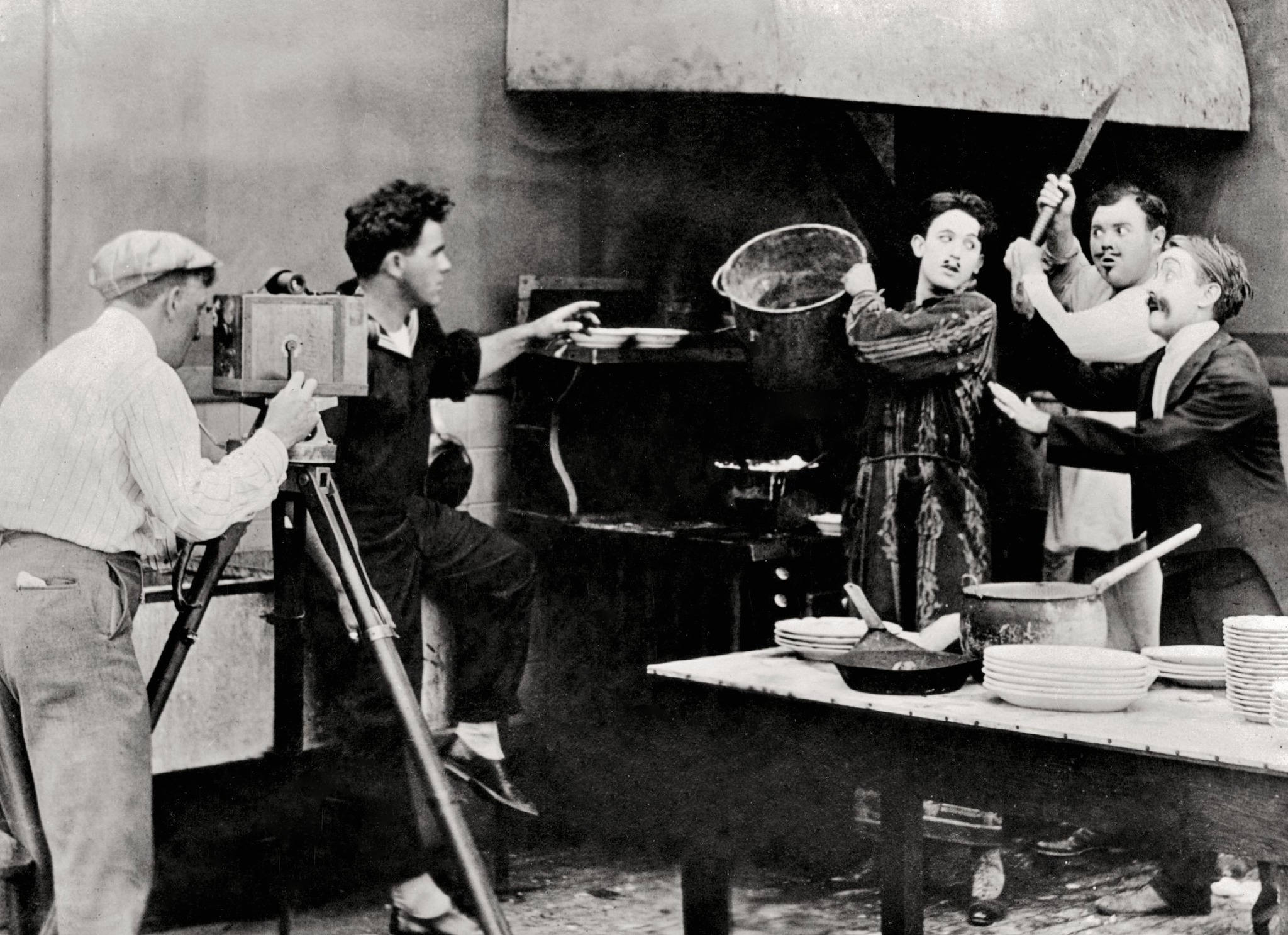 Harold Lloyd, 'Snub' Pollard, and Hal Roach in Luke's Late Lunchers (1916)