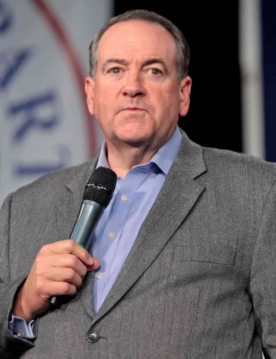 Mike Huckabee, 2015