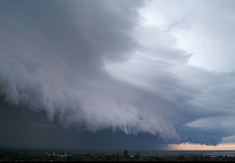 Shelf Cloud Photo