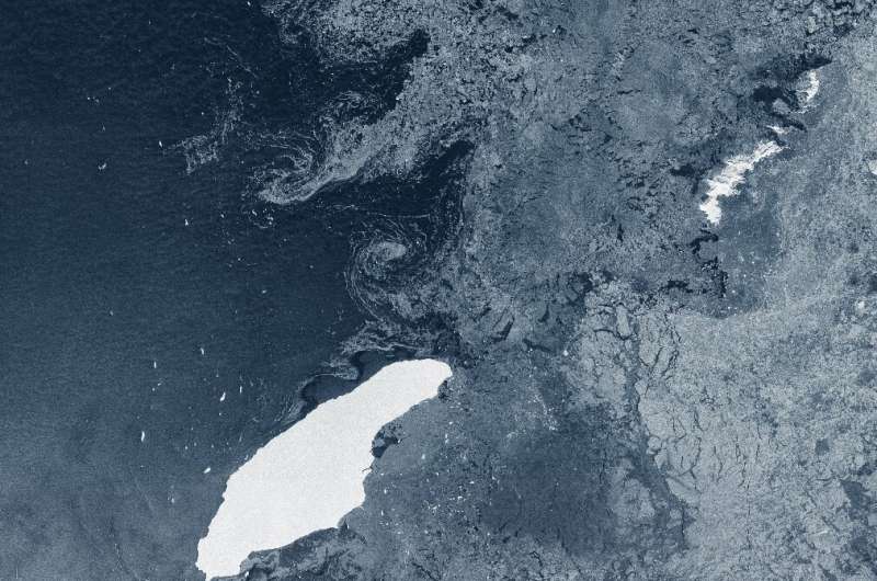 A68a iceberg, drifting in the South Atlantic, could crush organisms and their seafloor ecosystem, which would need decades or ce