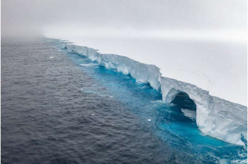 The A23a iceberg calved from the Antarctic ice shelf in 1986, but only started moving north away from the frozen continent more than 30 years later