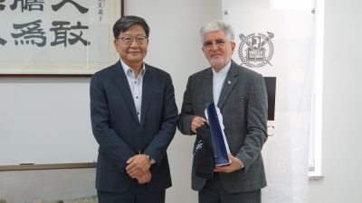 [News] Ambassador of the Islamic Republic of Iran, Saeed Koozechi, Visits SNUAC