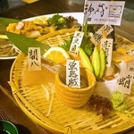 神蔵 - お造り盛り７種　880円