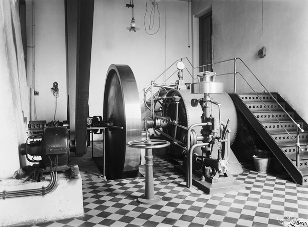 File:Smal water turbine at Christiania Seildugsfabrik in 1906.jpg