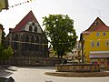 Neue Kirche und Hopfenbrunnen