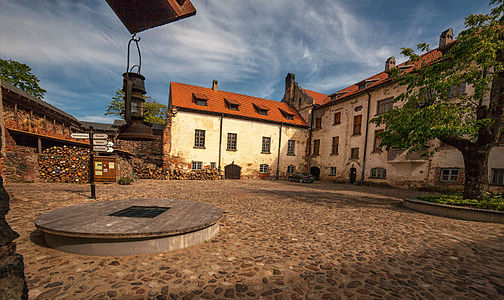 Dundagas castle Photograph: Normunds K Licensing: CC-BY-SA-4.0