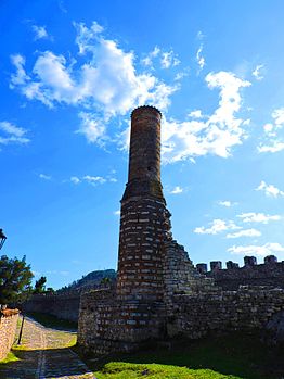 Ruins of the White Mosque L. "Kala" Photograph: InaMyrtollari Licensing: CC-BY-SA-4.0