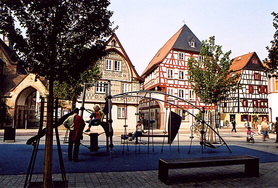 Timber framing and fun in Bensheim (Hessische Bergstrasse) in September 2006