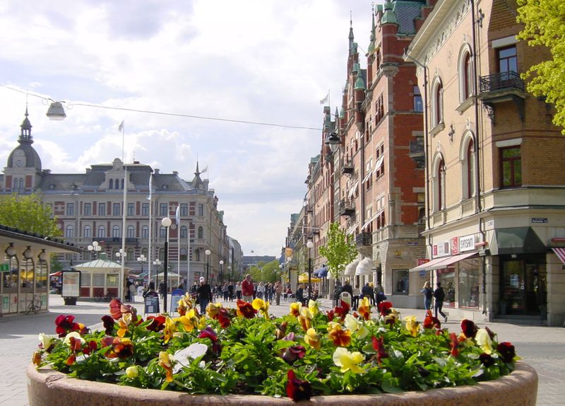 File:Sundsvall in Sweden Storgatan.jpg