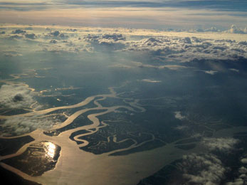 Connecting headwaters to the continental shelf: Lisa Havel GA estuary