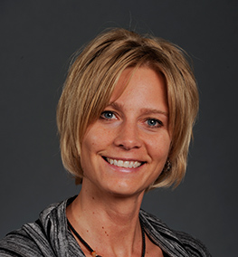 Deanna Davisson, Professor