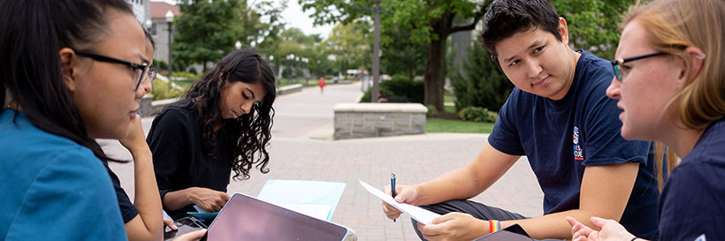 236390-Students-Studying-on-the-Quad-1098-820x273.jpg