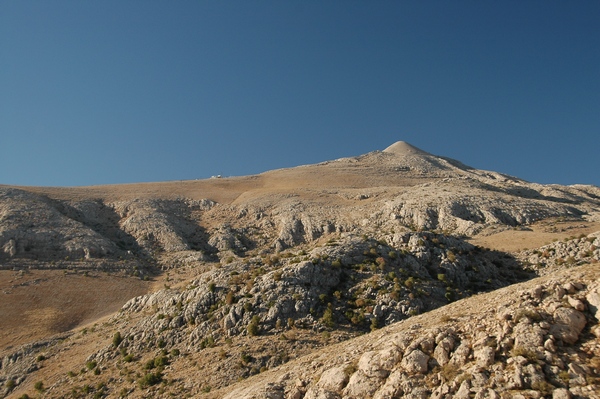 Nemrud Daği from a distance