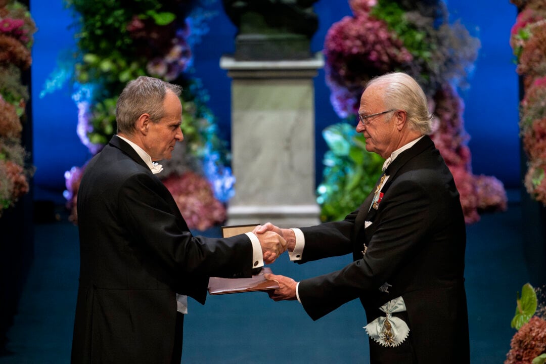 Two men shaking hands