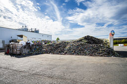 À Saint-Eusèbe, l'usine de plastique recyclé de Veolia au centre de la boucle