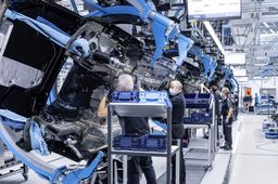 [Sortie d'usine] Au sein de l'usine high tech Factory 56 de Mercedes-Benz, qui assemblera la nouvelle Classe S