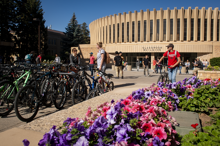 students walking outside on the UW campus